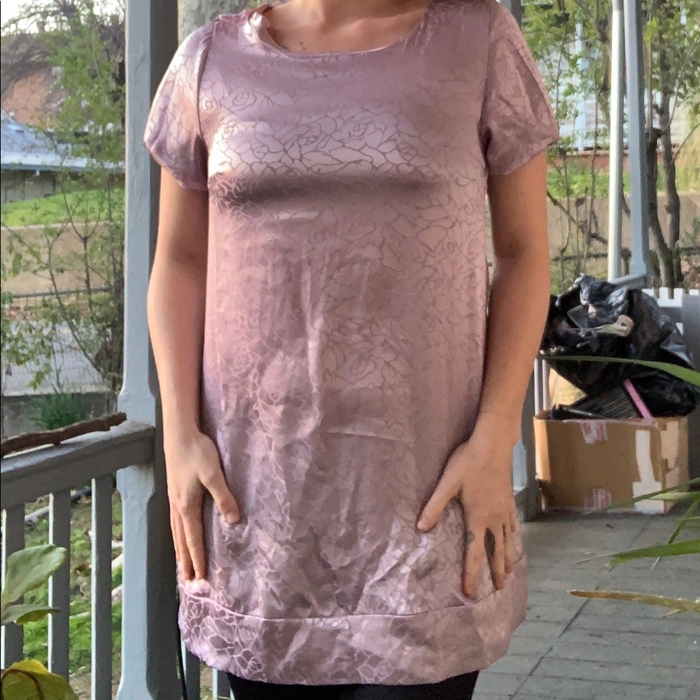 Light mauve dress